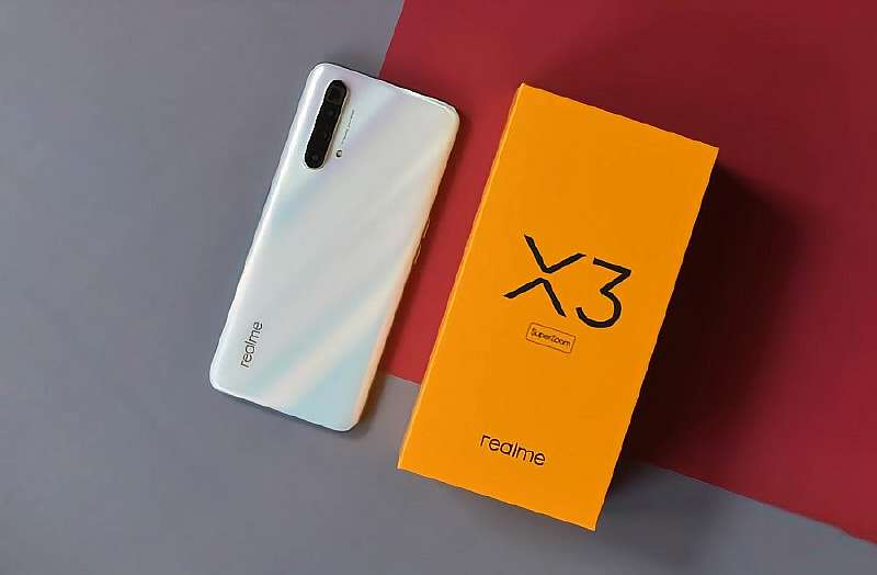 Народный флагман Realme распродают за гроши: Snapdragon 855+, 120 Гц, 8/128 ГБ, 30 Вт, 60х зум и NFC ?