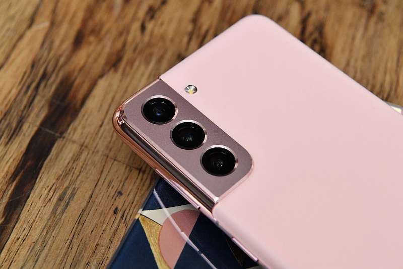 Вышел Samsung Galaxy S21. Здесь все подробности о главном Android флагмане