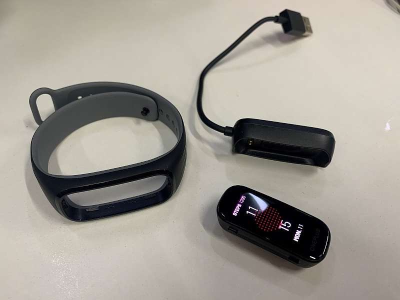 Вышел OnePlus Band - убогий фитнес-браслет, который нельзя покупать. Предлагаем альтернативы