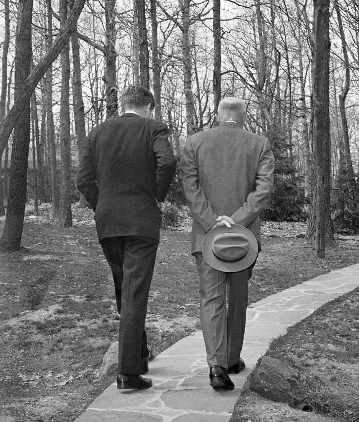 30 выдающихся фотографий, получивших Пулитцеровскую премию. Они шокируют до сих пор
