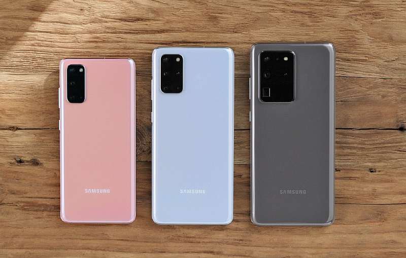 Билайн избавляется от Samsung Galaxy. Телефоны отдают со скидкой, подарками и мощным кэшбеком