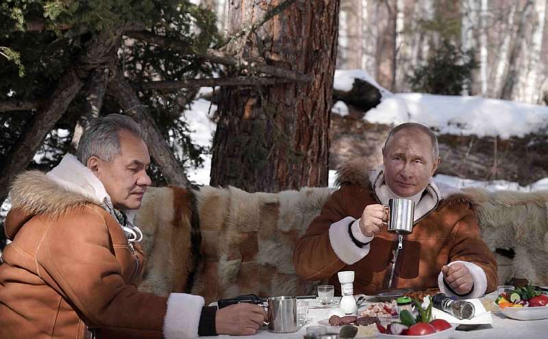 Сколько стоит кожаный костюм Владимира Путина? Сумма очень приличная