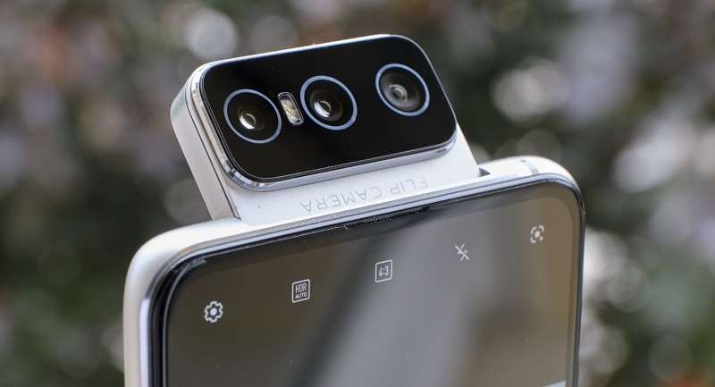 Рухнула цена флагмана Asus ZenFone. Безрамочник на Snapdragon 865, с 8/128, SuperAMOLED и 5000 мАч со скидкой 20000 рублей ?