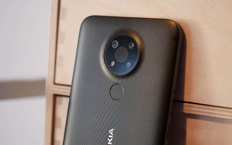 МТС отдает по скидке качественный бюджетник Nokia на чистом Android. Недорогой и с NFC