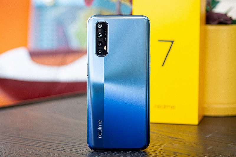 У Realme есть бюджетный девайс, который рвет конкурентов. Он стоит дешево как никогда