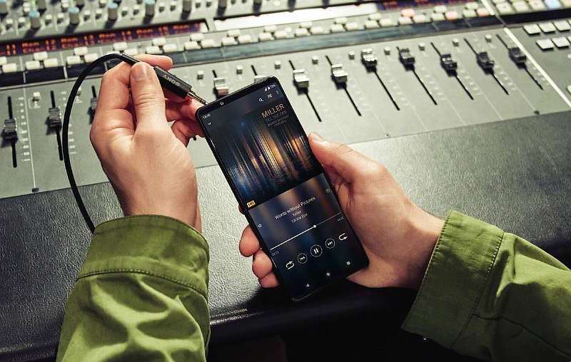 Новый флагман Sony Xperia – просто вау. Это мощнейший девайс из прошлого