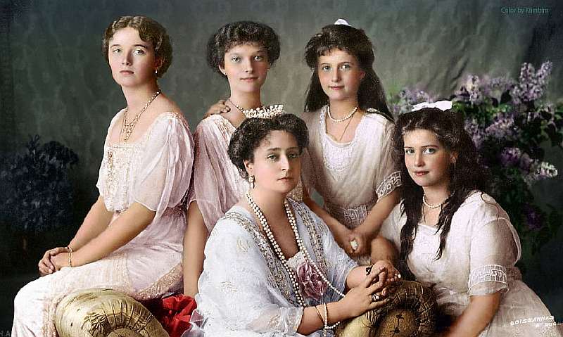 История оживает в цвете! Посмотрите, какие чудеса творит со старинными фотографиями мастерица из России