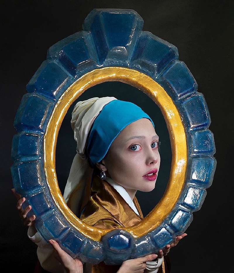 Девушка из России собрала 4.5 миллиона подписчиков в Instagram, делая удивительные фотографии без всякого фотошопа