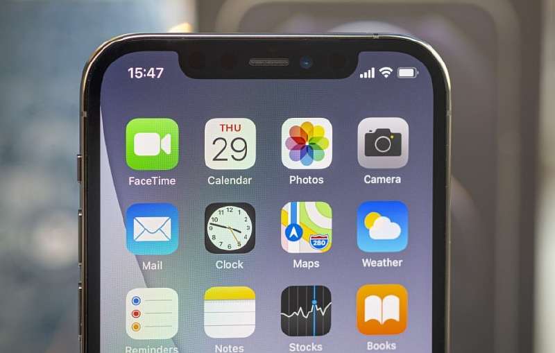 Бескомпромиссный iPhone 12 лихо подешевел в Мегафоне. Таких скидок нет нигде