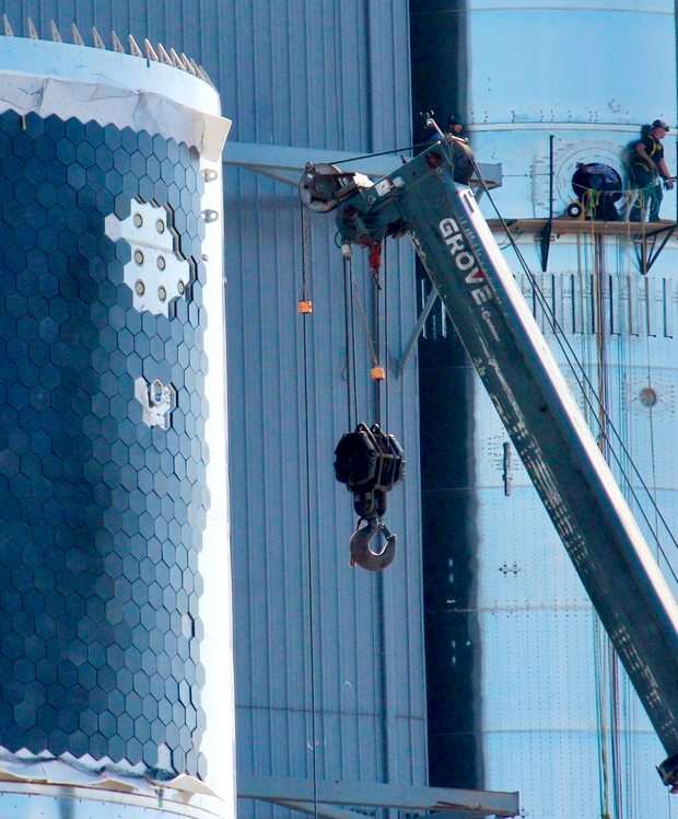 Илон Маск похвастался сверхтяжелой ракетой Super Heavy. Этот гигант скоро повезет людей на Марс!