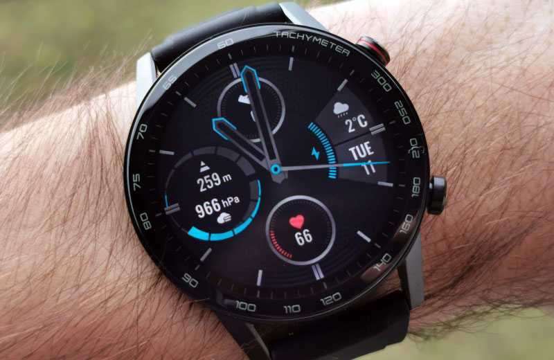 Крутые смарт-часы HONOR распродают с большой скидкой. Надо брать?