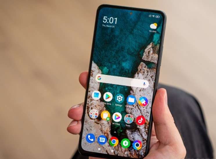 Народный флагман Xiaomi отдают с огненной скидкой: Snapdragon 870, AMOLED 120-Гц, стереозвук, NFC