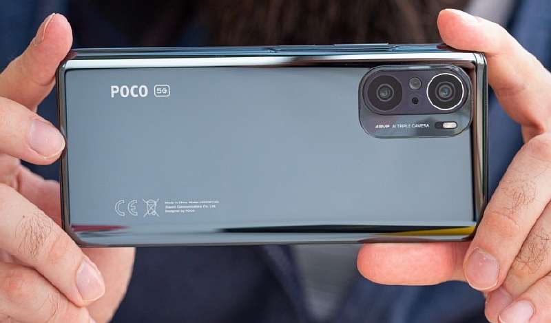 Народный флагман Xiaomi отдают с огненной скидкой: Snapdragon 870, AMOLED 120-Гц, стереозвук, NFC