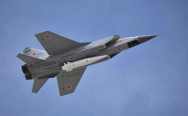 Новая ракета США летит в 5 раз быстрее скорости звука. Что известно?