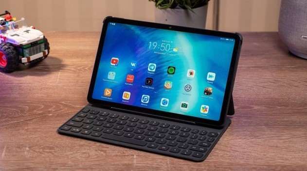 Отличный планшет Huawei отдают со скидкой. Стоит ли с ним связываться?