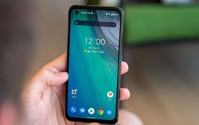 Новый Asus ZenFone распродают по минимальной цене. Рекомендуем, это отличный флагман