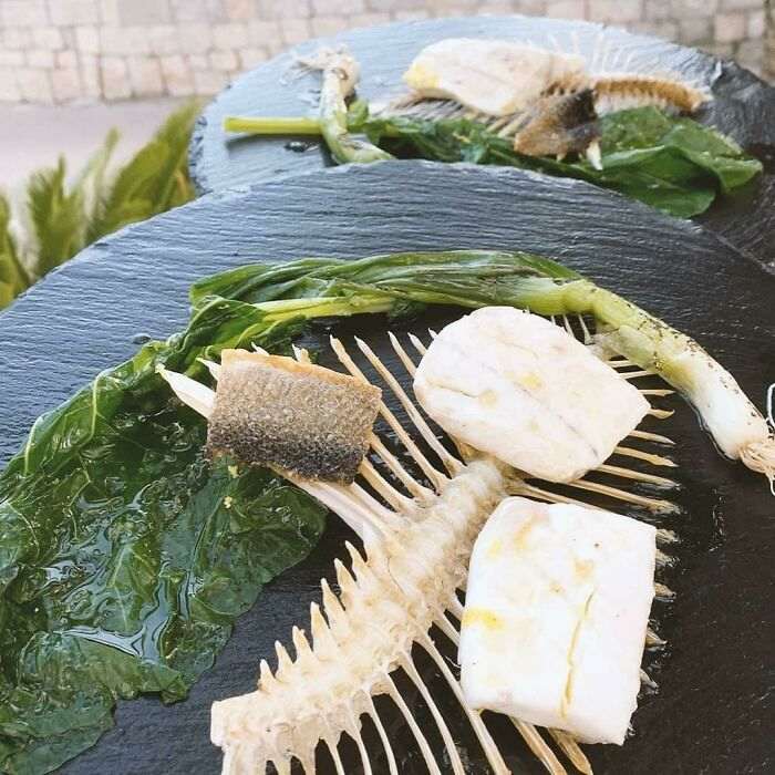 Пицца в шинах и мясная Барби: 25 непрактичных ресторанных блюд (фото)