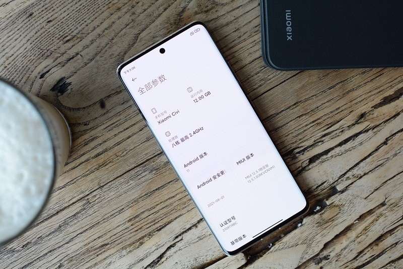 Самый красивый смартфон Xiaomi. Посмотрите, какую конфетку готовят китайцы