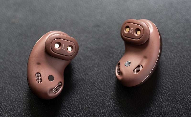 TWS-наушники Samsung обесценились на Яндекс.Маркете. Шикарный аналог AirPods отдают за полцены