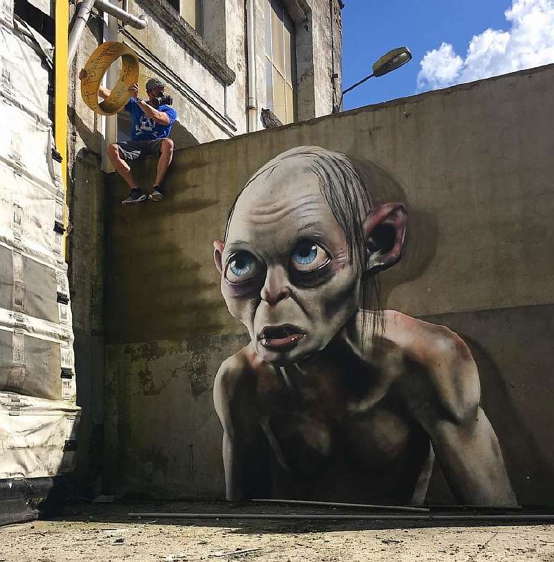 Французский уличный художник рисует 3D-граффити, и это зрелище не для слабонервных (30 фото)