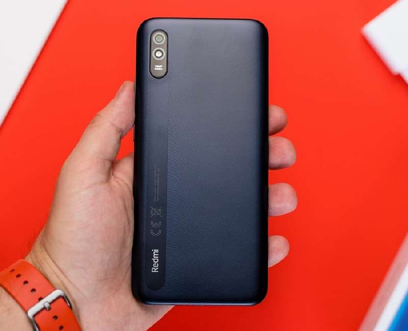 Народный бюджетник Xiaomi временно отдают за смешные деньги. Всего 4500 рублей
