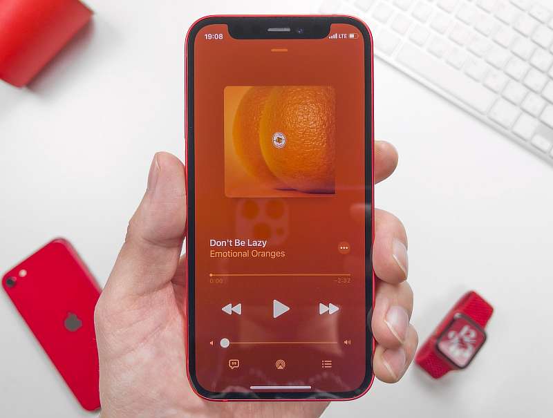 iPhone 12 Mini критически подешевел. Теперь это самый выгодный флагман Apple