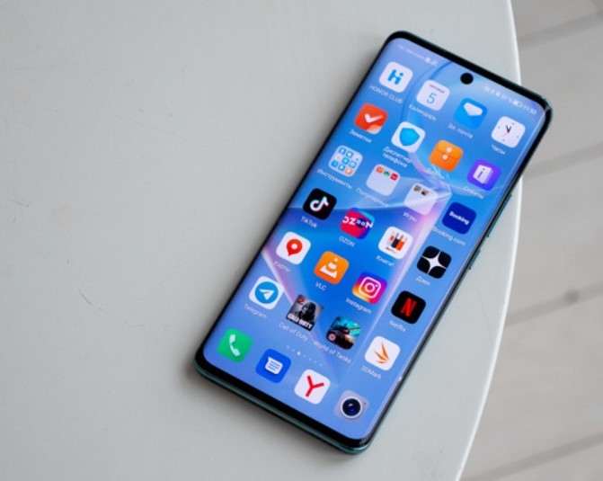 Honor 50 официально приехал в Россию. Цена по акции – супер