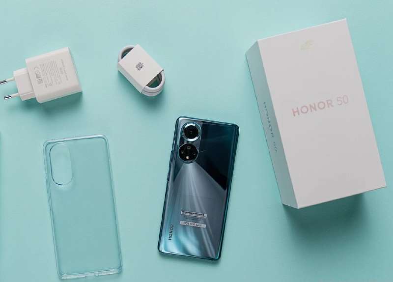 Honor 50 официально приехал в Россию. Цена по акции – супер