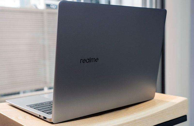 Клон MacBook от Realme появился в России. За предзаказ дают скидку и щедрый подарок