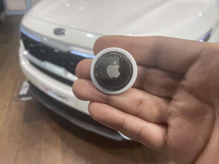 Маячки Apple AirTag начали использовать для угона автомобилей. Что происходит?