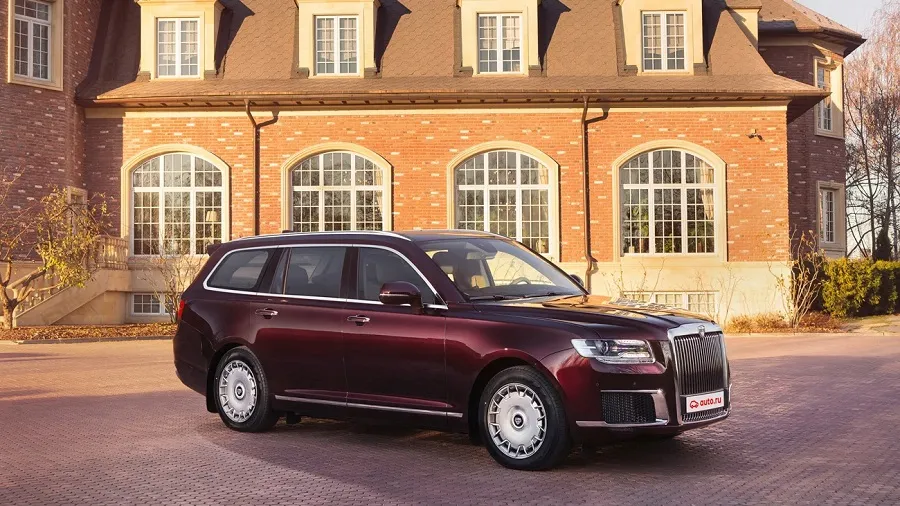 Скоро выйдет первый кроссовер AURUS. Это Rolls-Royce Cullinan для российской элиты