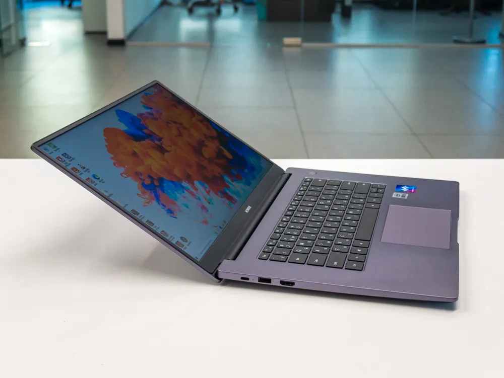 Мегафон распродает HONOR MagicBook X15. Приятный аналог MacBook по минимальной цене