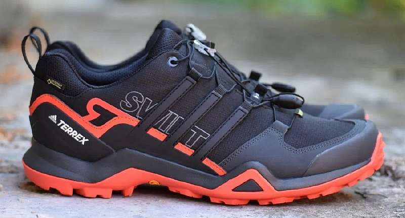 Лучшие водонепроницаемые кроссовки Gore-Tex: 10 вариантов на плохую погоду