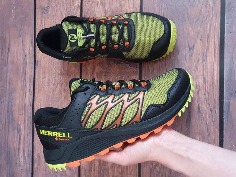 Лучшие водонепроницаемые кроссовки Gore-Tex: 10 вариантов на плохую погоду