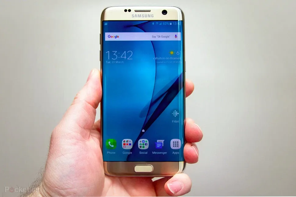 5 случаев, когда Samsung специально ухудшала флагманские смартфоны Galaxy