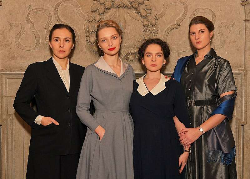 15 лучших сериалов «Первого Канала». Новинки и классика, которую не стыдно смотреть