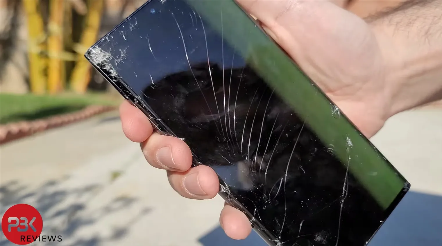 Дроп-тест Samsung Galaxy S22  — корейские флагманы невероятно хрупкие