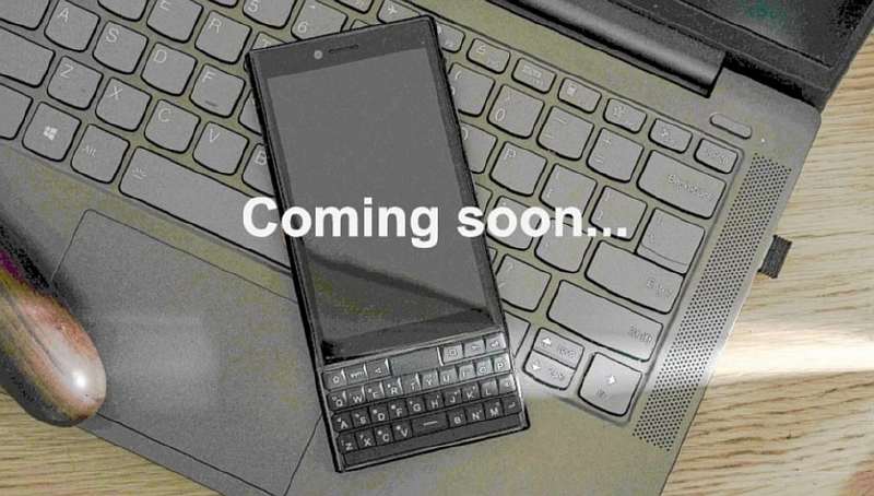 Скучаете по Blackberry? Скоро выйдет необычный девайс с QWERTY-клавиатурой