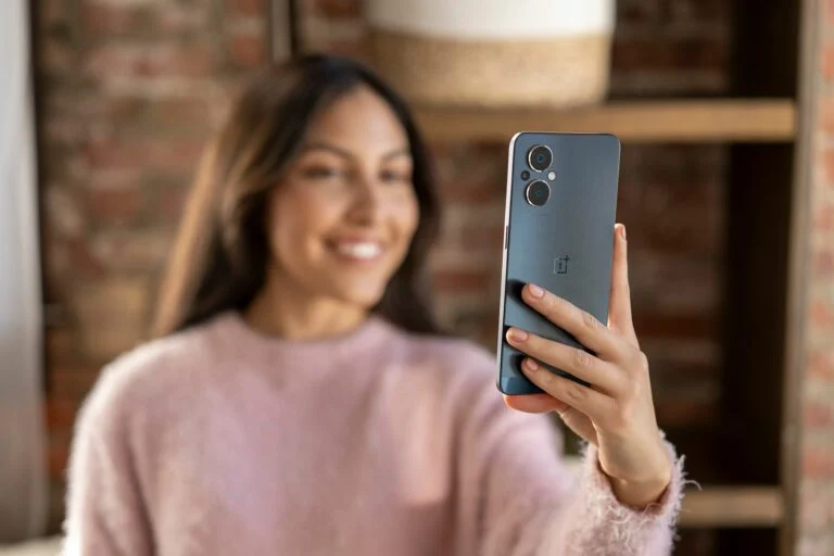 Вышел красавец OnePlus Nord N20. Это стильный смартфон с компромиссными характеристиками