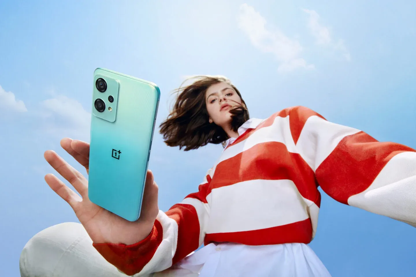 Представлен OnePlus Nord 2T. Недорогой смартфон, где есть все, что нужно