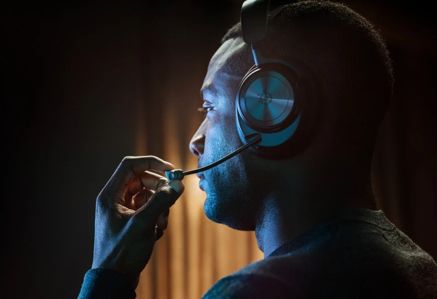 SteelSeries выпустила флагманские игровые наушники. Для ПК, Xbox, PlayStation