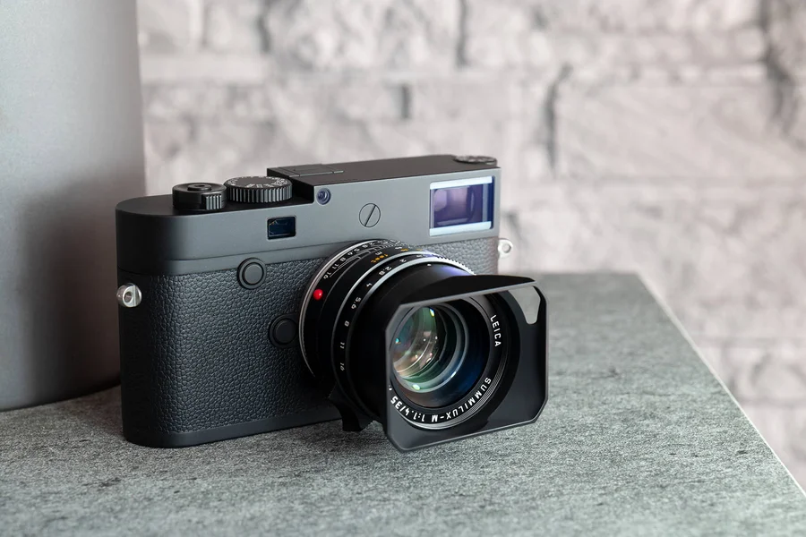 Кто фотографирует лучше: Xiaomi 12S Ultra или камера Leica за 10000$