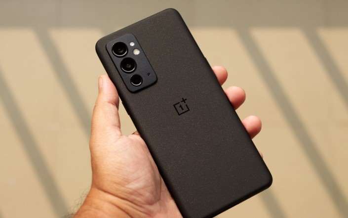 Лучший субфлагман OnePlus попал на распродажу. У него практически нет недостатков