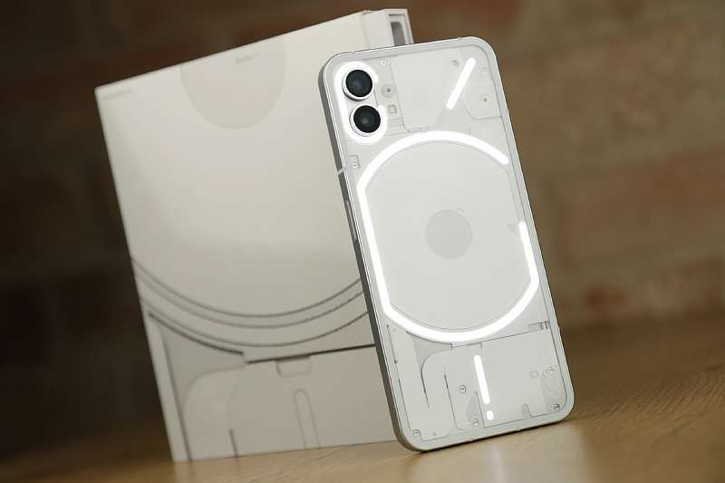 Nothing Phone (1) получит бюджетную версию. Ждем убийцу Xiaomi и Realme?