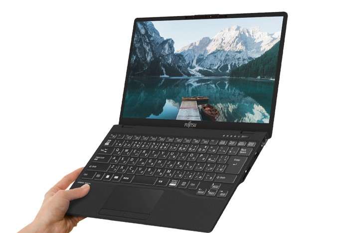 Fujitsu выпустила самый легкий ноутбук. Этот лэптоп практически ничего не весит