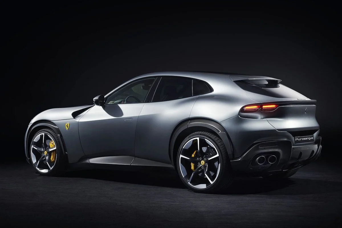 Представлен Ferrari Purosangue: новый король кроссоверов за $390 тысяч