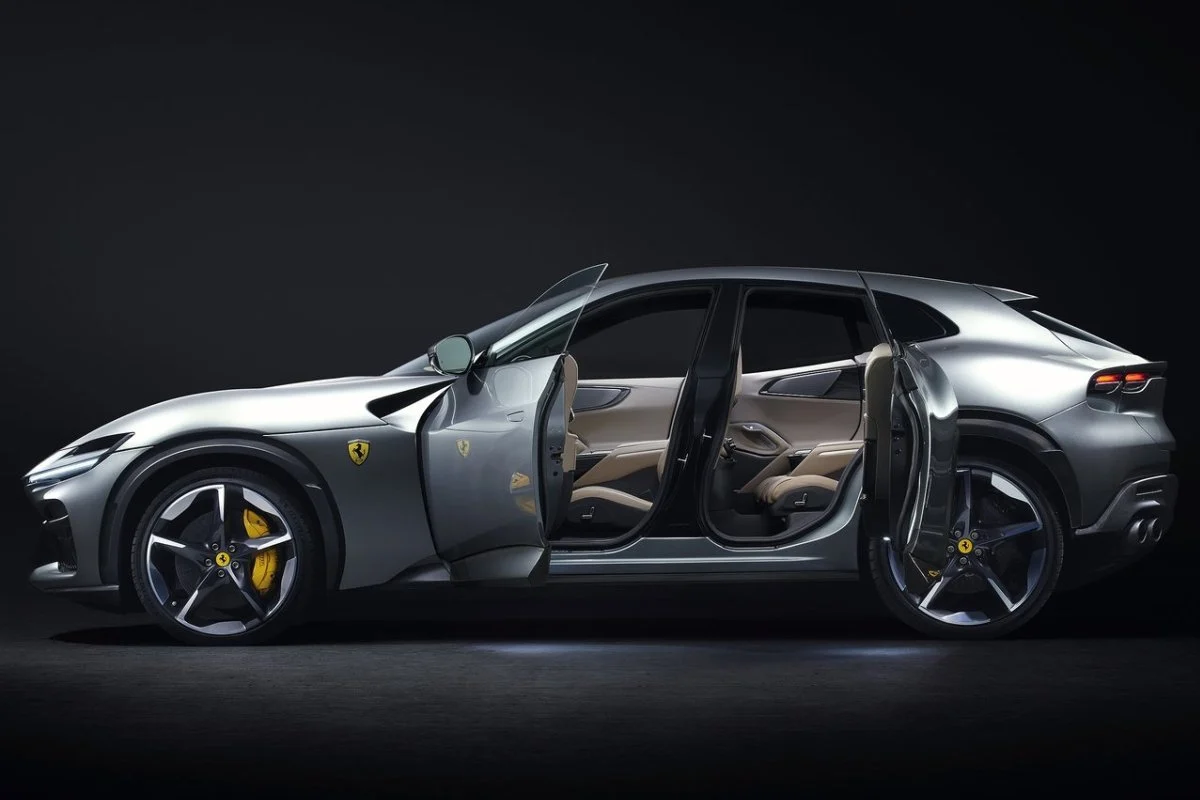 Представлен Ferrari Purosangue: новый король кроссоверов за $390 тысяч