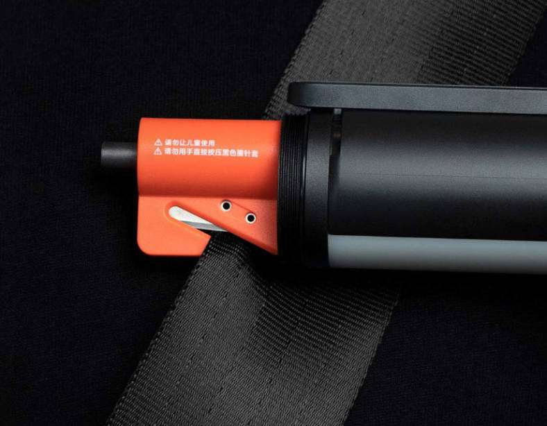 Xiaomi выпустила тактический фонарик с встроенным лезвием и зарядкой по Type-C