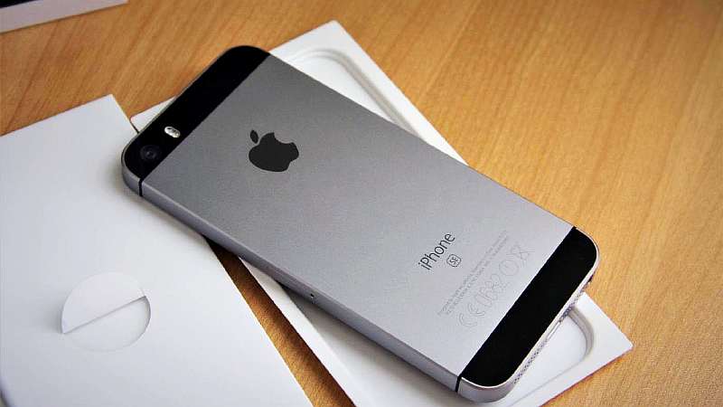 Пользователи в восторге от старых iPhone. Какие модели самые удачные?