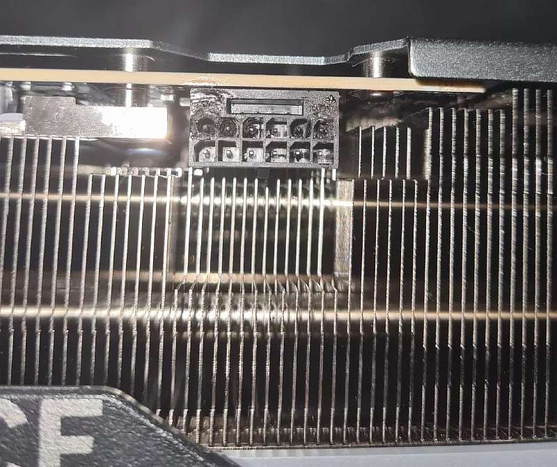 Это фиаско: видеокарта RTX 4090 «плавится» прямо во время работы